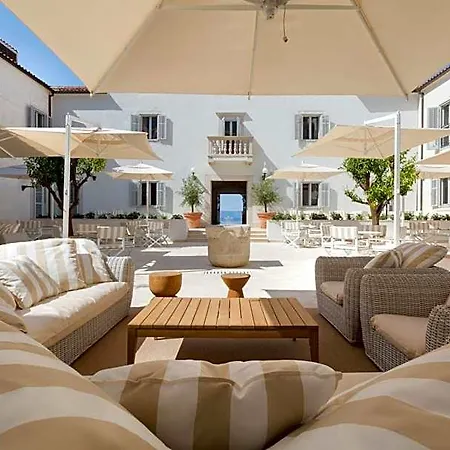 Heritage Kastelet 4*
