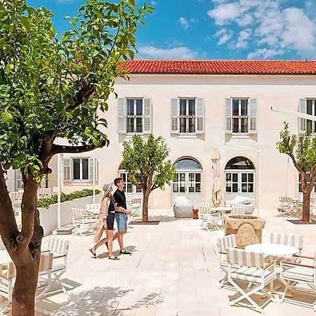 Heritage Kastelet Hotel 4*